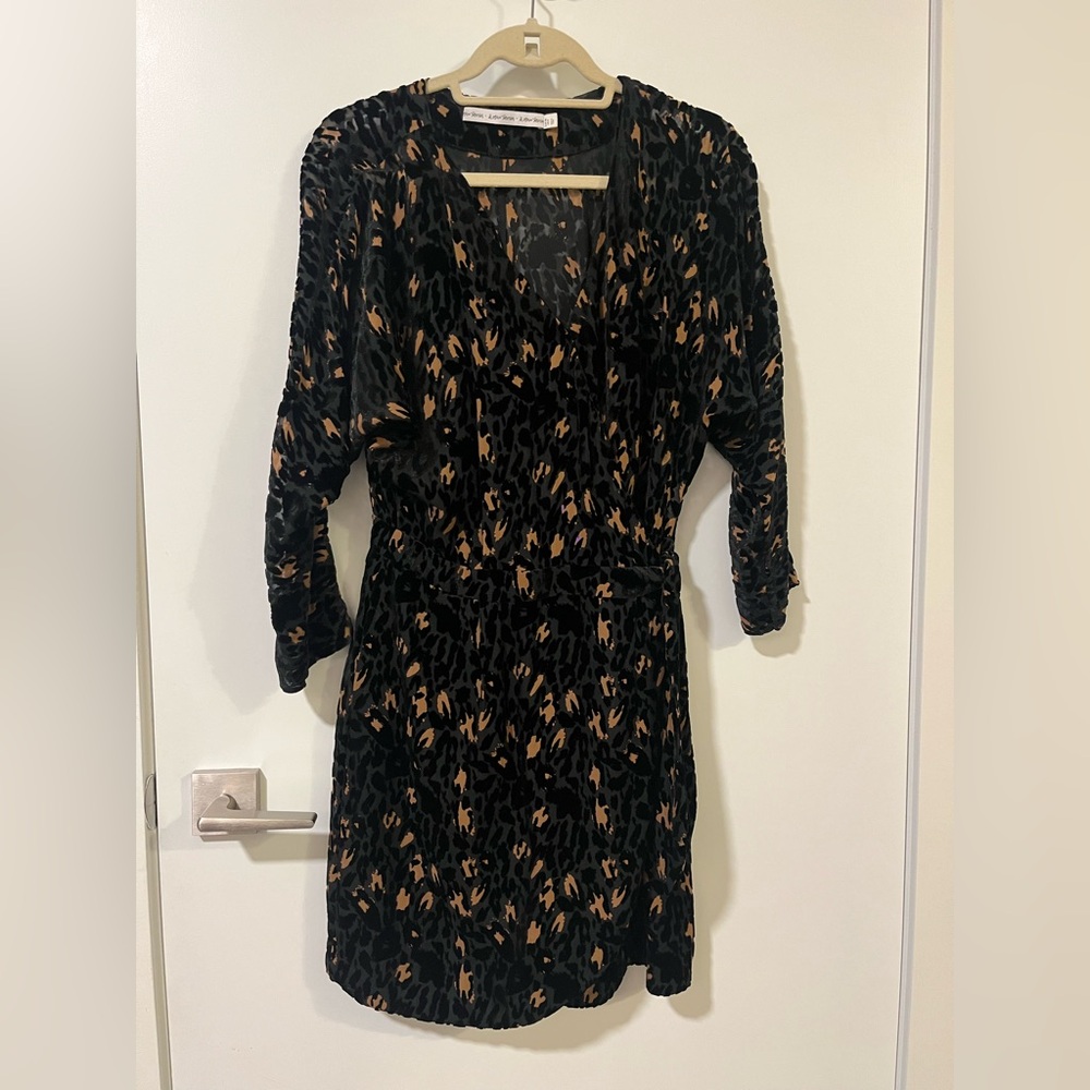 & Other Stories Black and Tan Sheath Dress with Dolman Sleeves